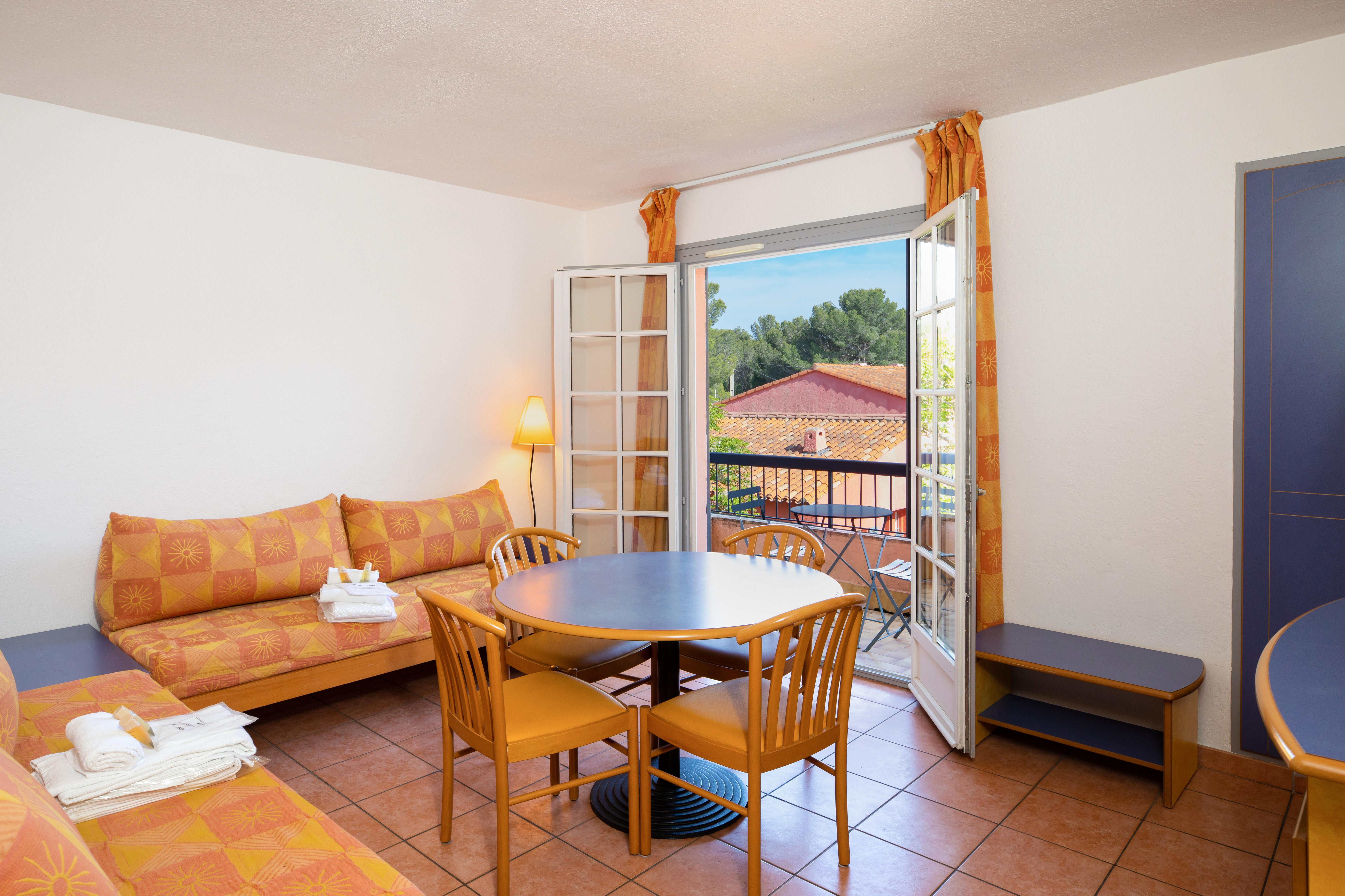 Saint-Raphaël Sowell Residences Chenes Verts מראה חיצוני תמונה